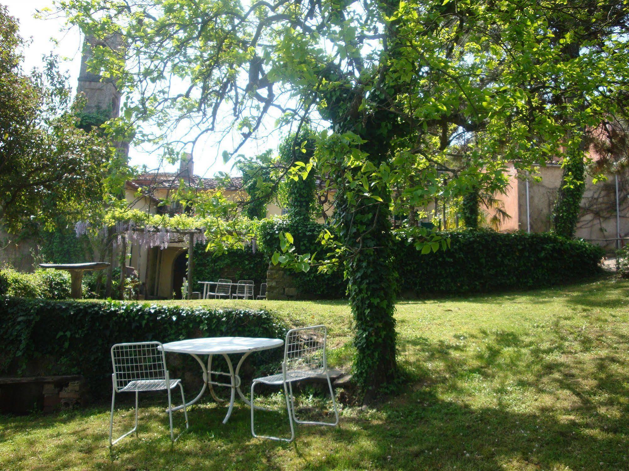 Fattoria Di Bacchereto - Guest House Exterior foto